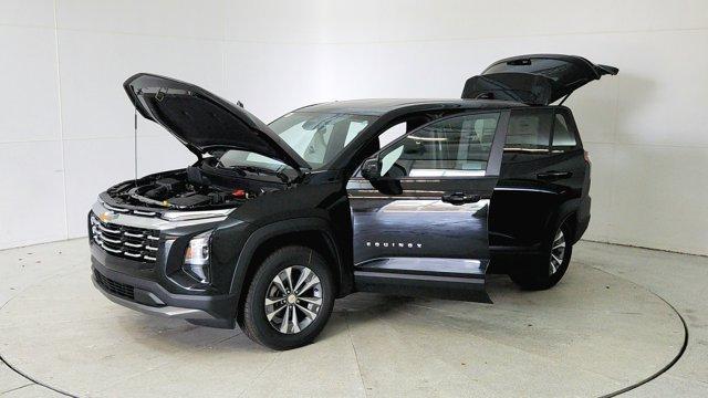 new 2026 Chevrolet Equinox car, priced at $29,494