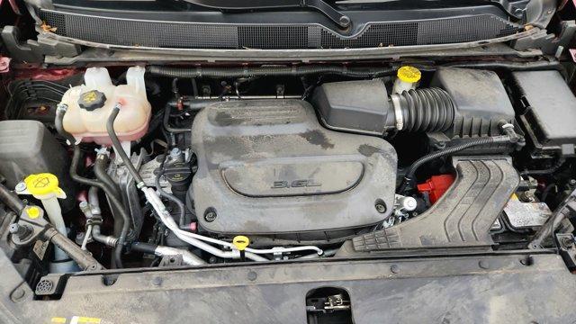 used 2023 Chrysler Pacifica car, priced at $23,293