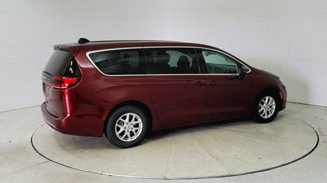 used 2023 Chrysler Pacifica car, priced at $23,293