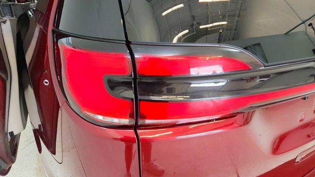 used 2023 Chrysler Pacifica car, priced at $23,293