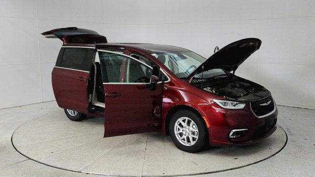 used 2023 Chrysler Pacifica car, priced at $23,293