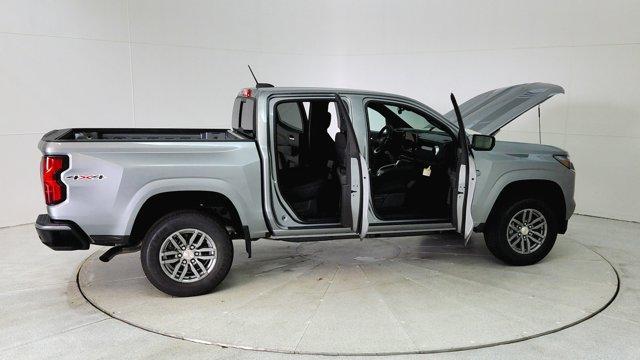 new 2024 Chevrolet Colorado car, priced at $39,350