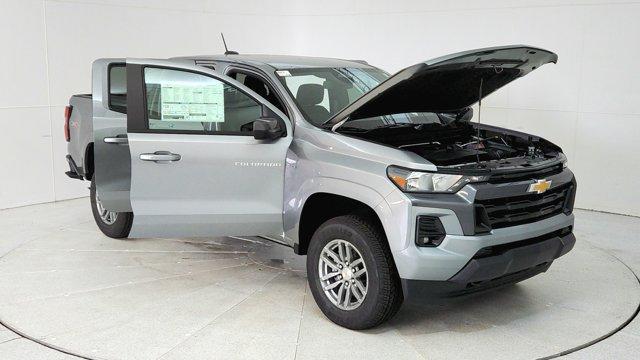 new 2024 Chevrolet Colorado car, priced at $39,350