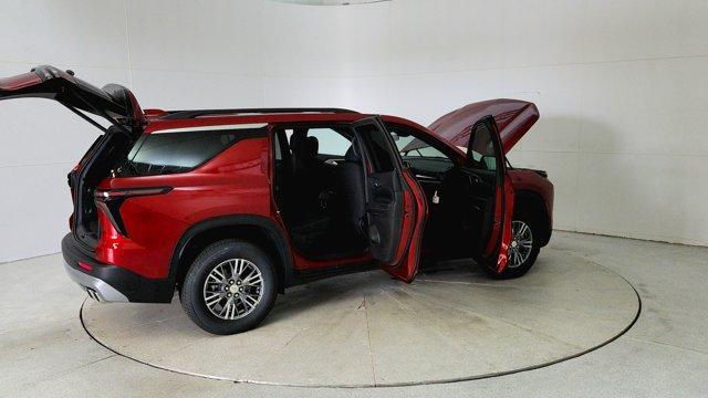 new 2025 Chevrolet Traverse car, priced at $41,988
