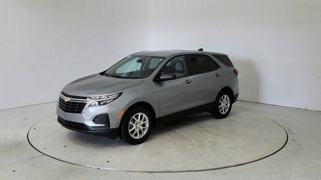 used 2023 Chevrolet Equinox car, priced at $20,992