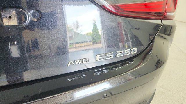 used 2022 Lexus ES 250 car, priced at $32,491