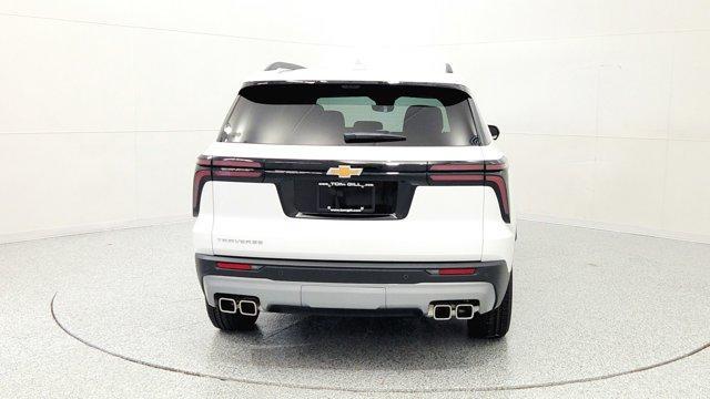 new 2026 Chevrolet Traverse car, priced at $43,818