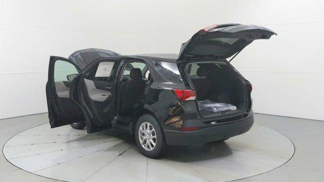 used 2023 Chevrolet Equinox car, priced at $21,491