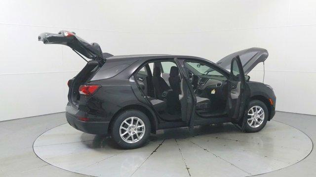 used 2023 Chevrolet Equinox car, priced at $21,491