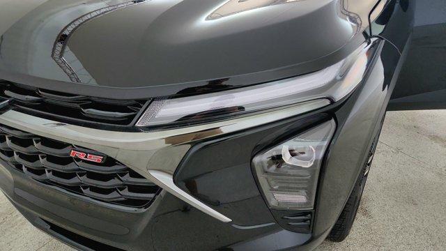 new 2025 Chevrolet Trax car, priced at $26,489