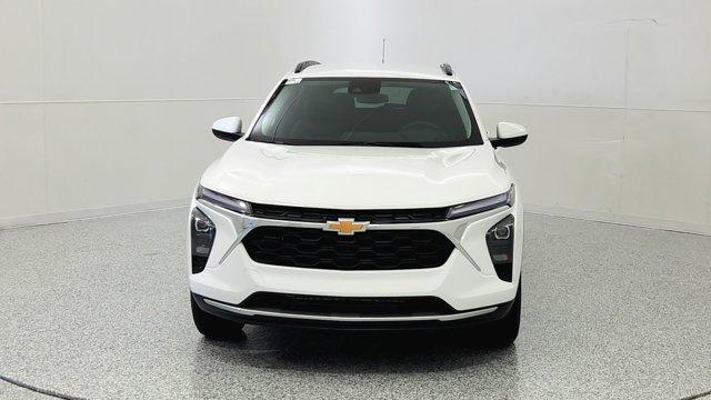 new 2025 Chevrolet Trax car, priced at $24,094