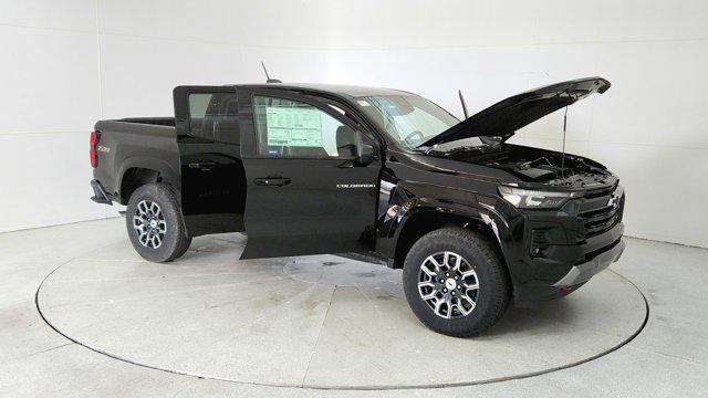 new 2025 Chevrolet Colorado car, priced at $44,894