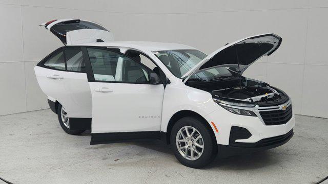 new 2024 Chevrolet Equinox car, priced at $31,075