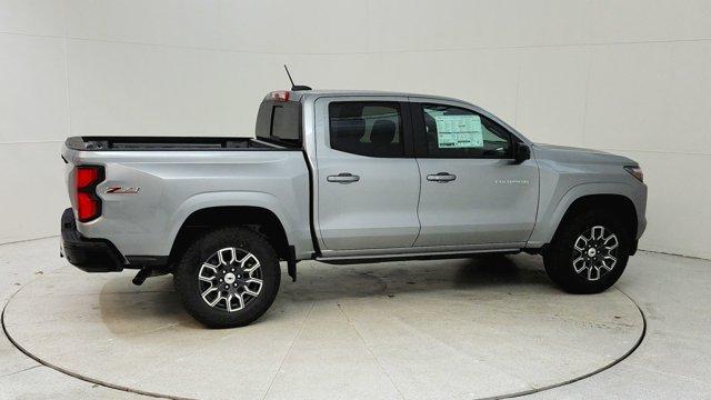 new 2024 Chevrolet Colorado car, priced at $43,235