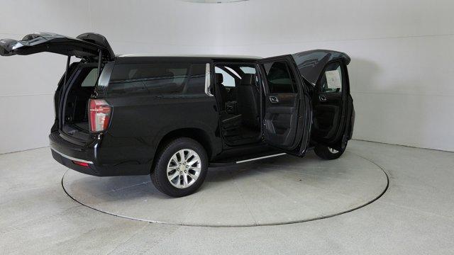 new 2024 Chevrolet Suburban car, priced at $76,215