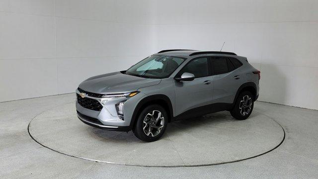 new 2025 Chevrolet Trax car, priced at $23,785