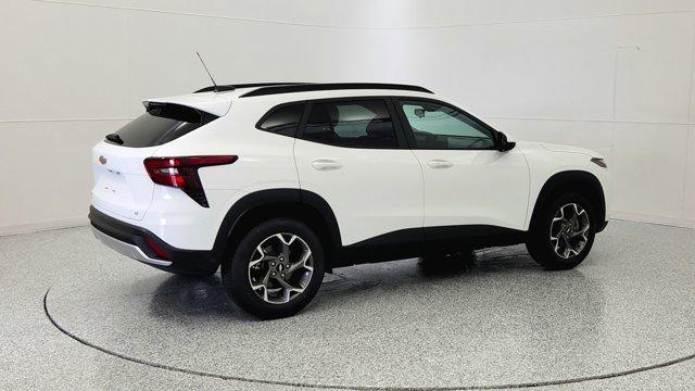 new 2025 Chevrolet Trax car, priced at $25,484