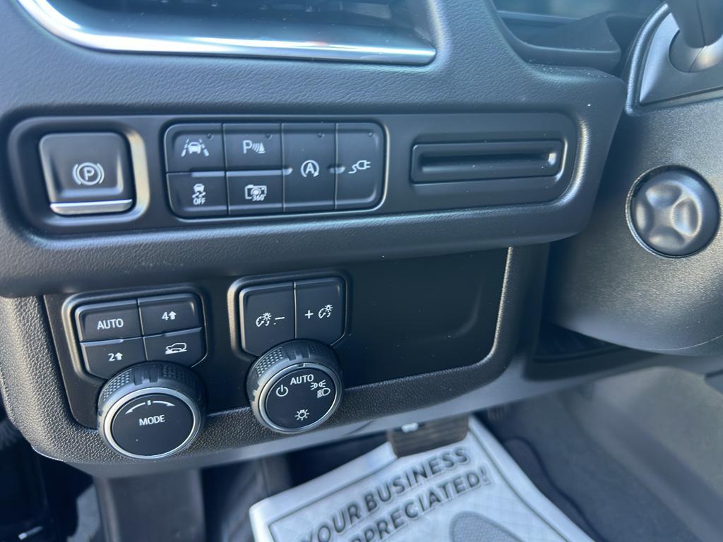 used 2022 Chevrolet Suburban car, priced at $52,799