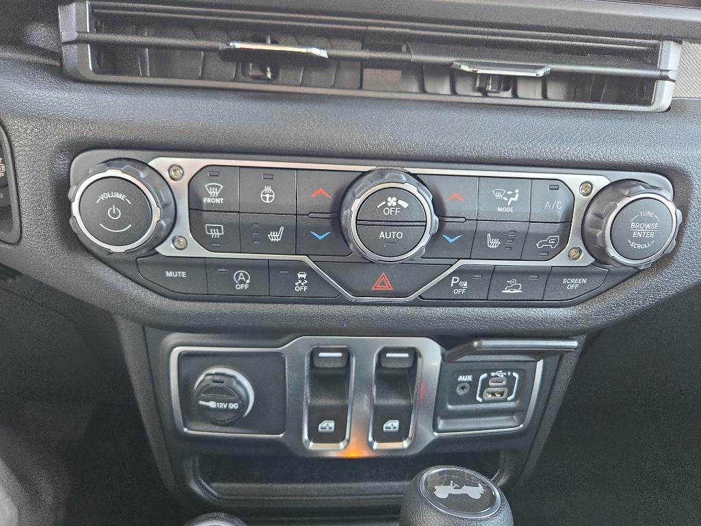 new 2026 Jeep Wrangler car, priced at $47,836