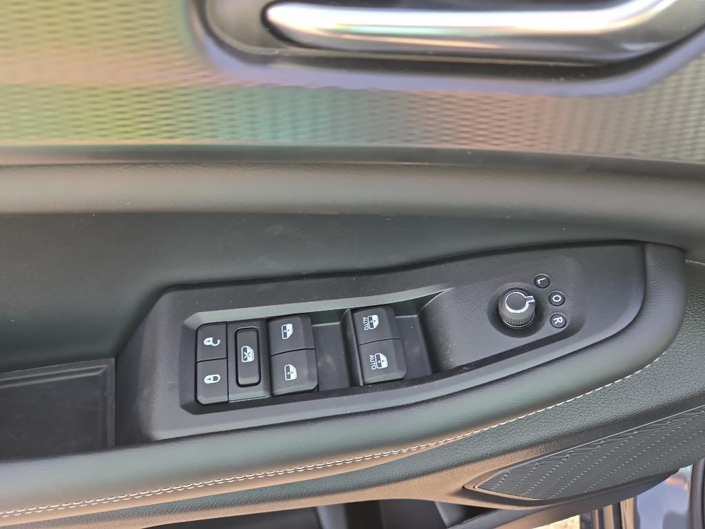 new 2025 Jeep Grand Cherokee car, priced at $42,727