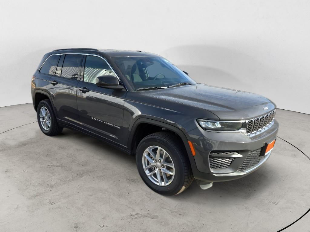 new 2025 Jeep Grand Cherokee car, priced at $42,727