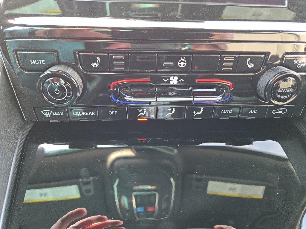 new 2025 Jeep Grand Cherokee car, priced at $42,727