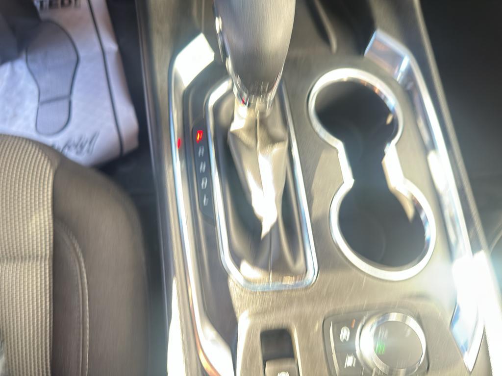 used 2023 Chevrolet Traverse car, priced at $26,299