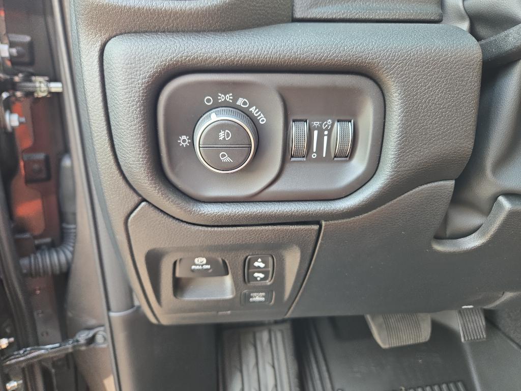 new 2026 Ram 1500 car, priced at $61,780