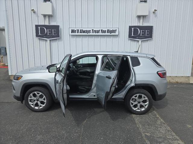 new 2025 Jeep Compass car, priced at $29,389