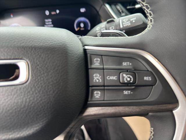 used 2024 Jeep Grand Cherokee car, priced at $46,299
