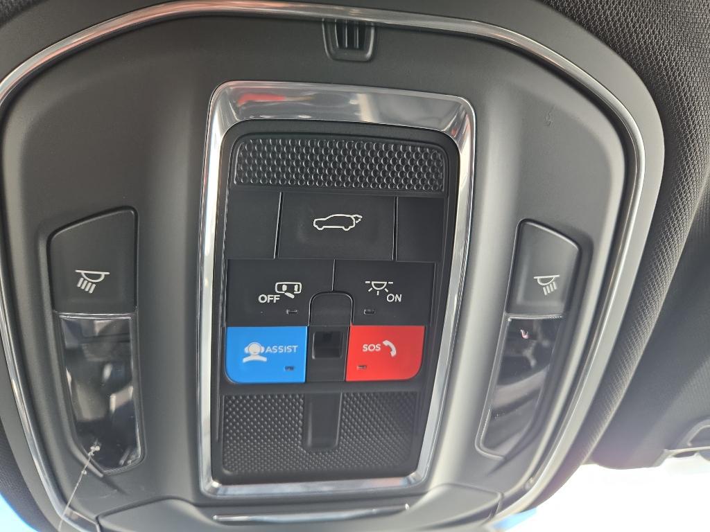 new 2025 Jeep Grand Cherokee L car, priced at $47,362