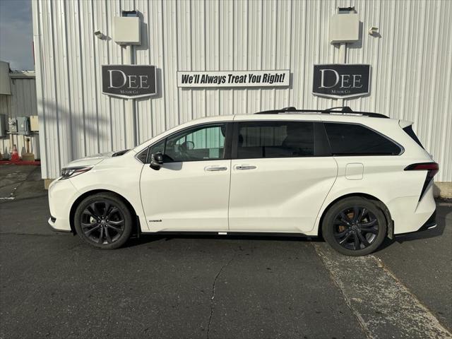 used 2021 Toyota Sienna car, priced at $45,299