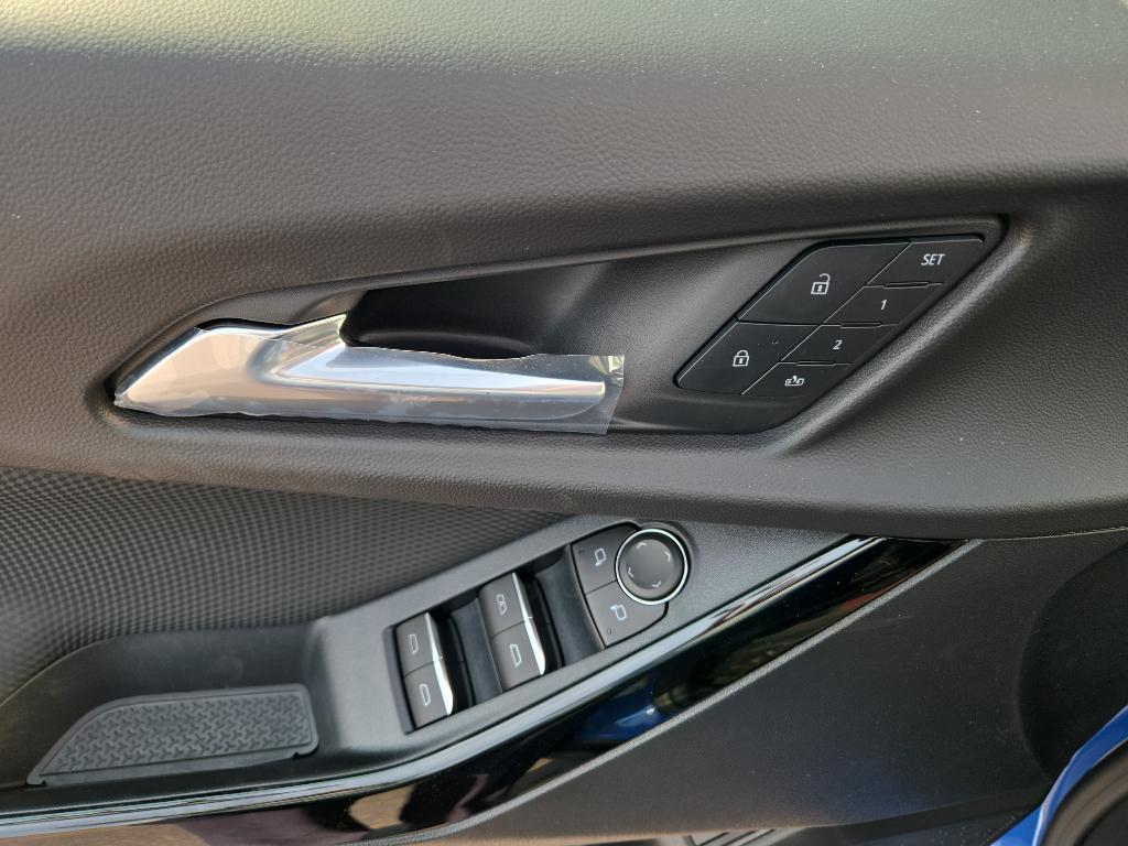 new 2026 Chevrolet Equinox car, priced at $38,463