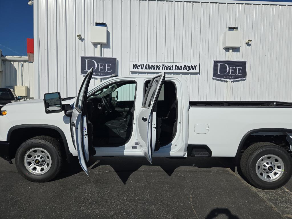 new 2026 Chevrolet Silverado 3500 car, priced at $53,729