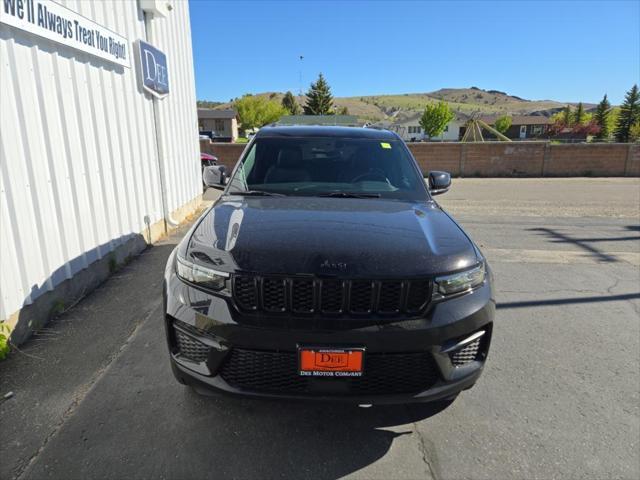 new 2024 Jeep Grand Cherokee car, priced at $43,610