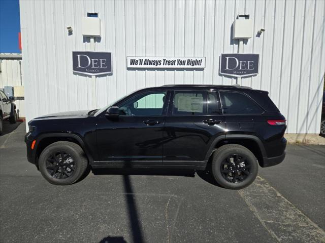 new 2024 Jeep Grand Cherokee car, priced at $43,610