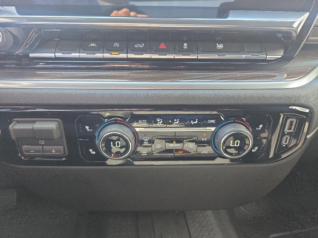 new 2025 Chevrolet Silverado 1500 car, priced at $50,674