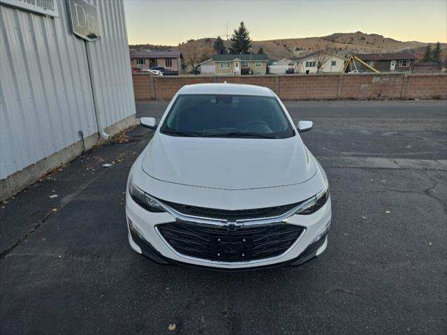 new 2025 Chevrolet Malibu car, priced at $28,819