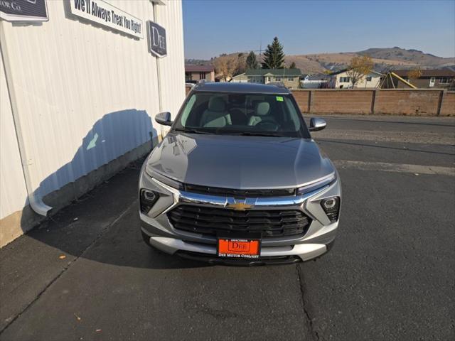 new 2025 Chevrolet TrailBlazer car, priced at $28,254