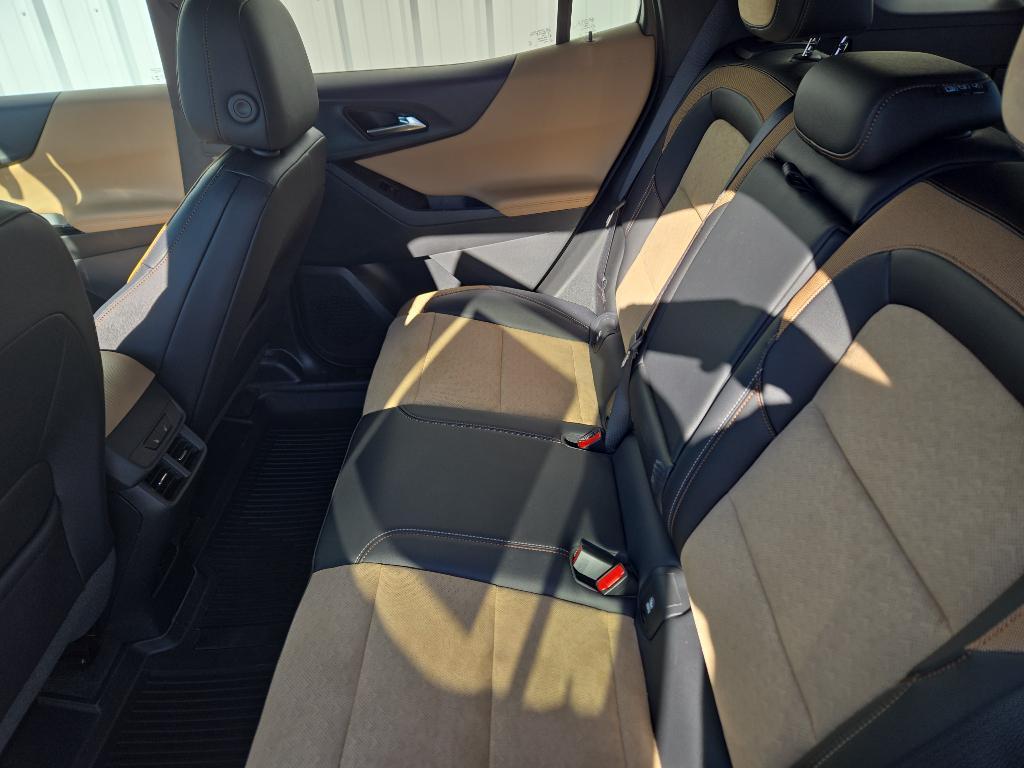 new 2026 Chevrolet Equinox car, priced at $37,538