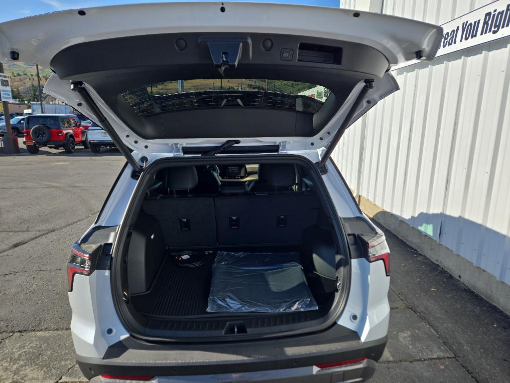 new 2026 Chevrolet Equinox car, priced at $37,538