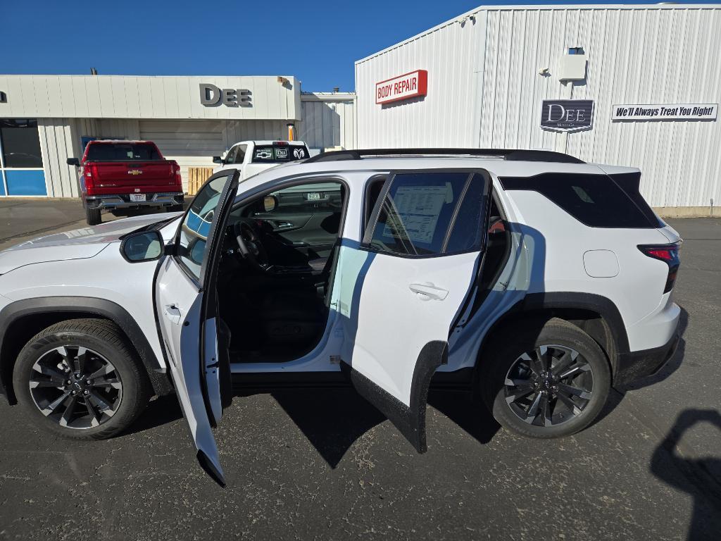 new 2026 Chevrolet Equinox car, priced at $40,610