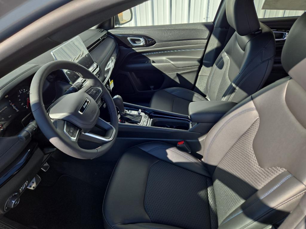 new 2026 Jeep Compass car, priced at $31,054