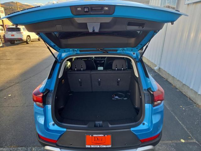 new 2025 Chevrolet TrailBlazer car, priced at $28,316