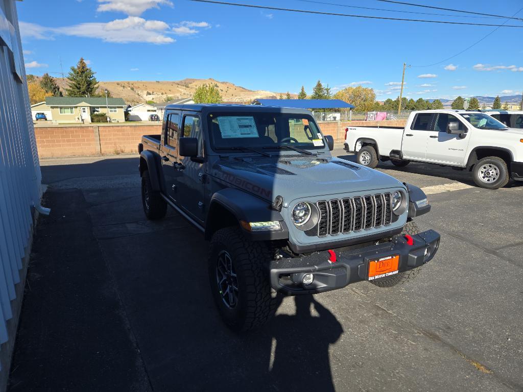 new 2025 Jeep Gladiator car, priced at $55,967