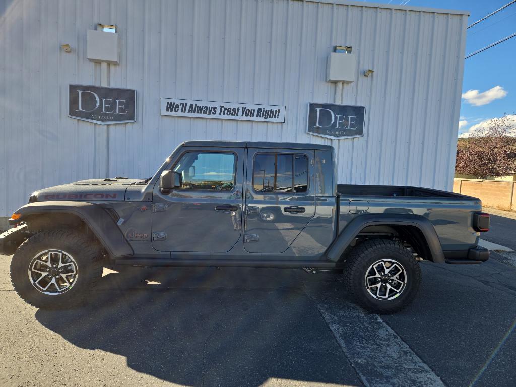 new 2025 Jeep Gladiator car, priced at $55,967