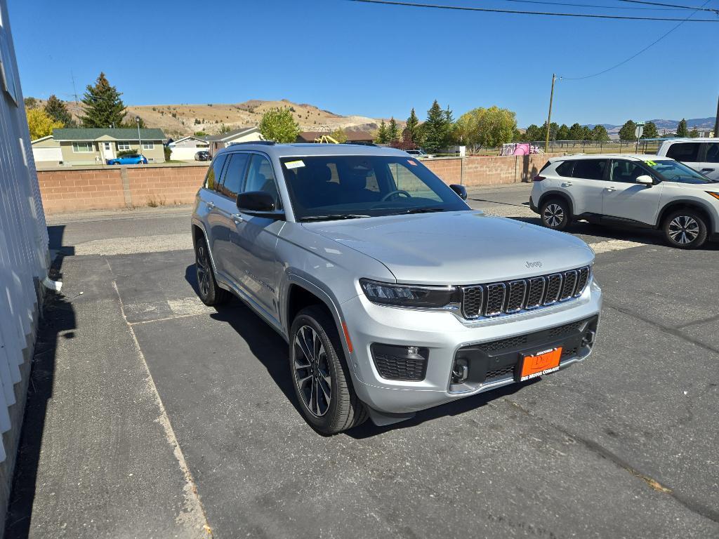 new 2025 Jeep Grand Cherokee car, priced at $56,036