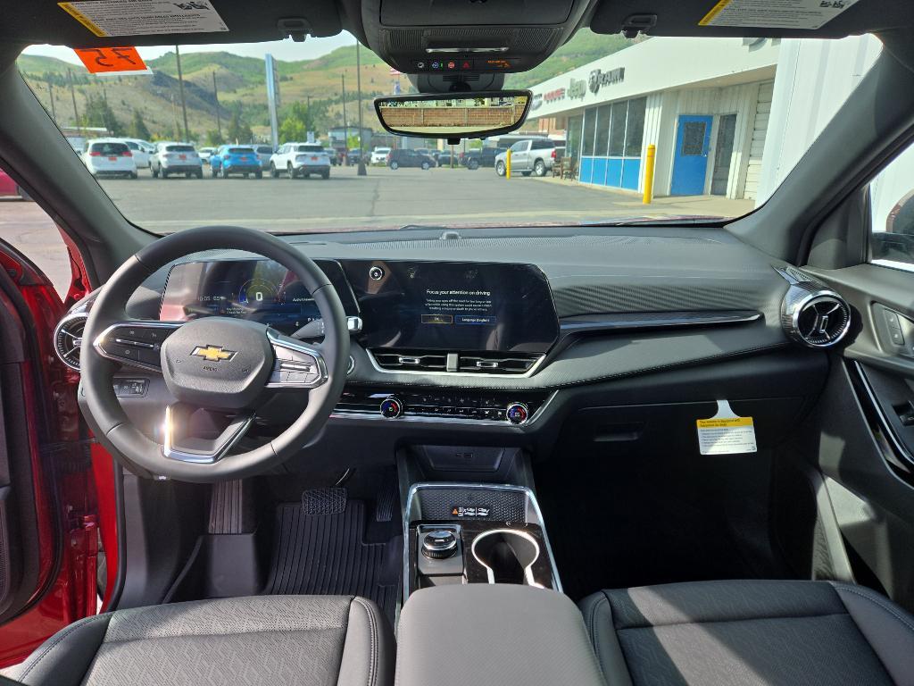 new 2026 Chevrolet Equinox car, priced at $36,013