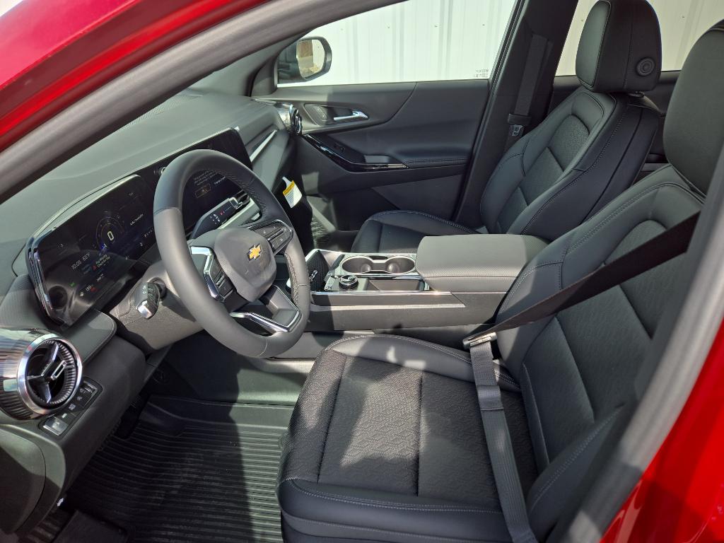 new 2026 Chevrolet Equinox car, priced at $36,013