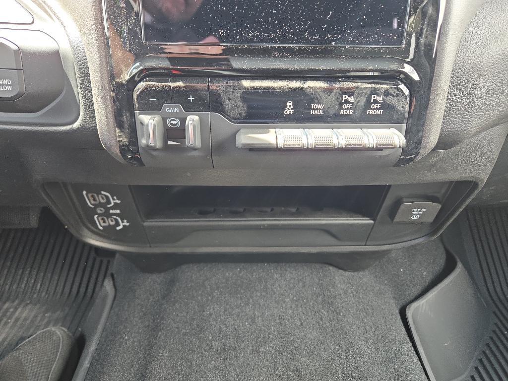 new 2025 Ram 2500 car, priced at $52,835